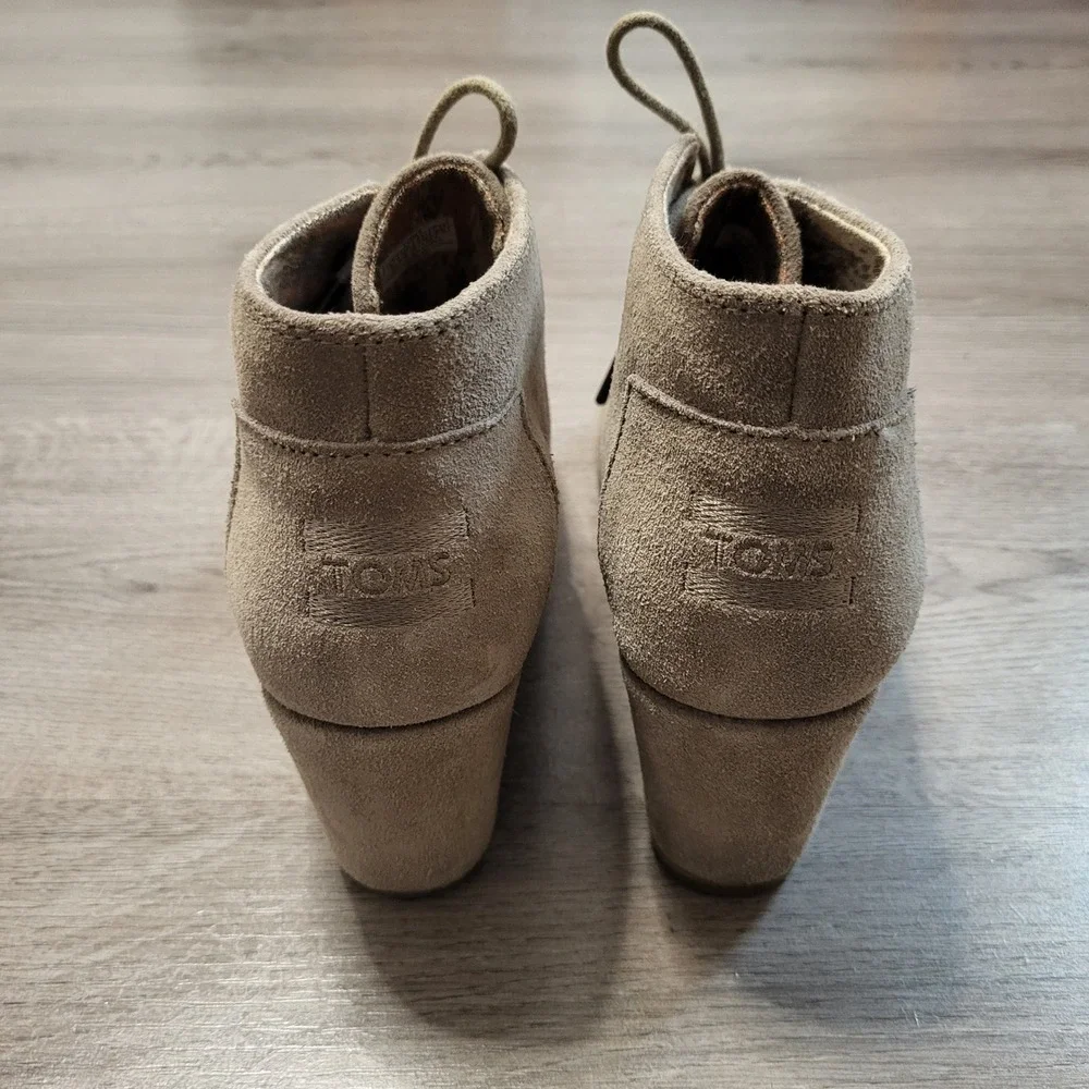 Toms women size